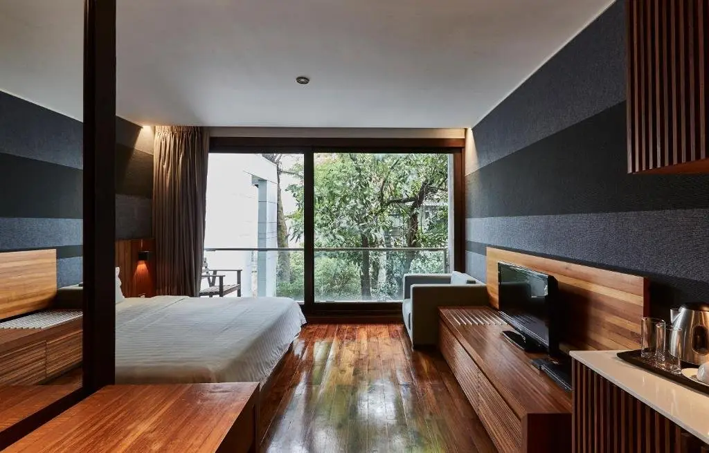 Бангкок: LUXX Langsuan Hotel