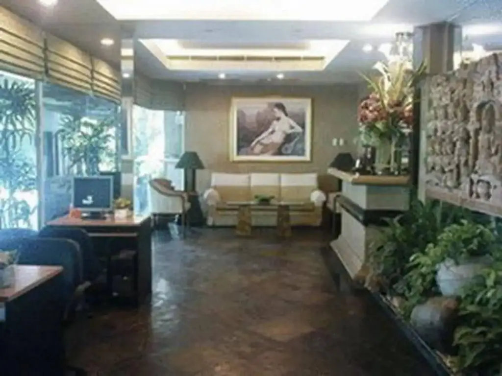 Бангкок: Best Comfort Residential Hotel