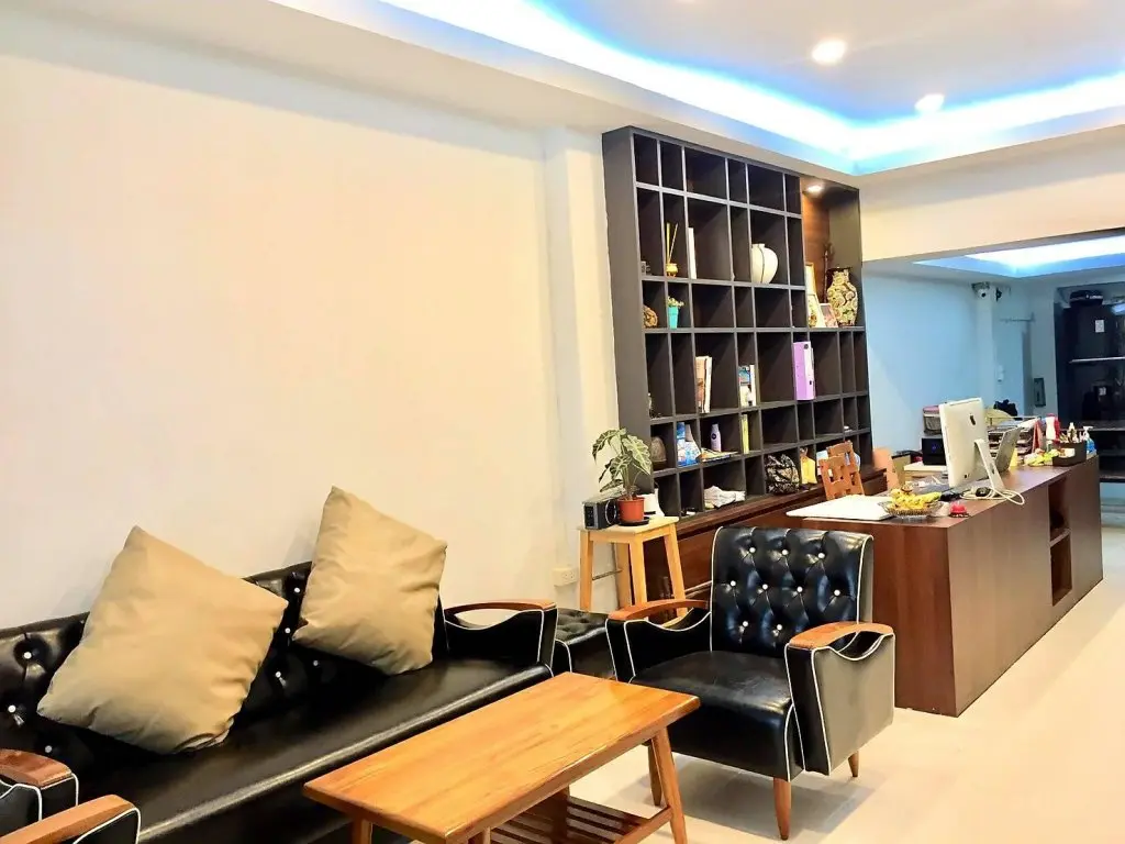 Бангкок: Asoke Montri Hostel