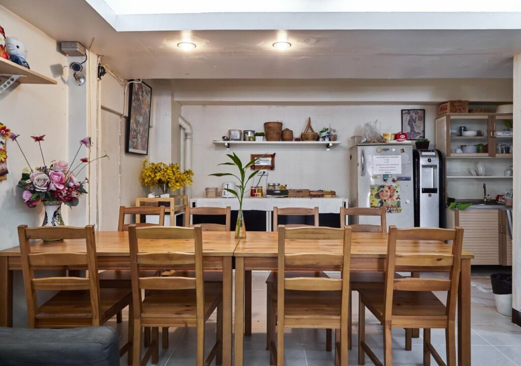 Бангкок: Asoke Montri Hostel