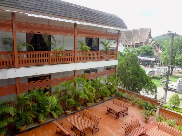 Мэхонгсон: Baiyoke Chalet Hotel
