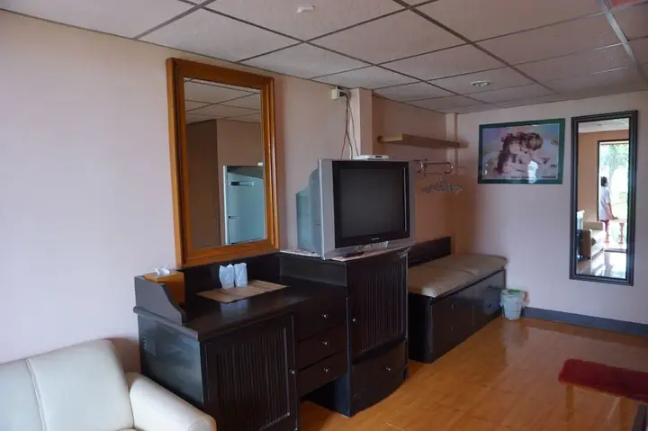 Донсак: Wang Hin Bungalow