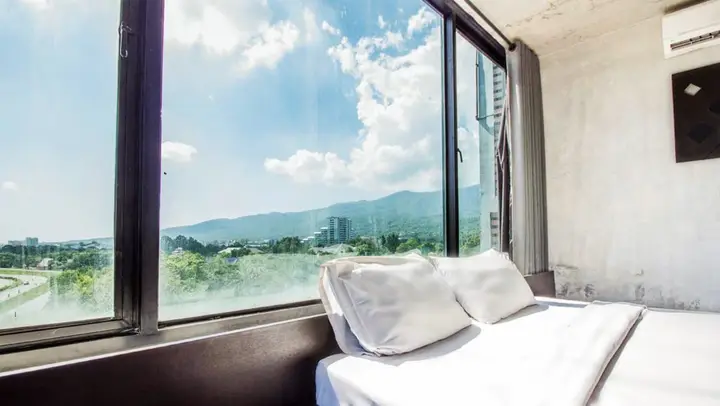 Чиангмай: B2 Black Business & Budget Hotel