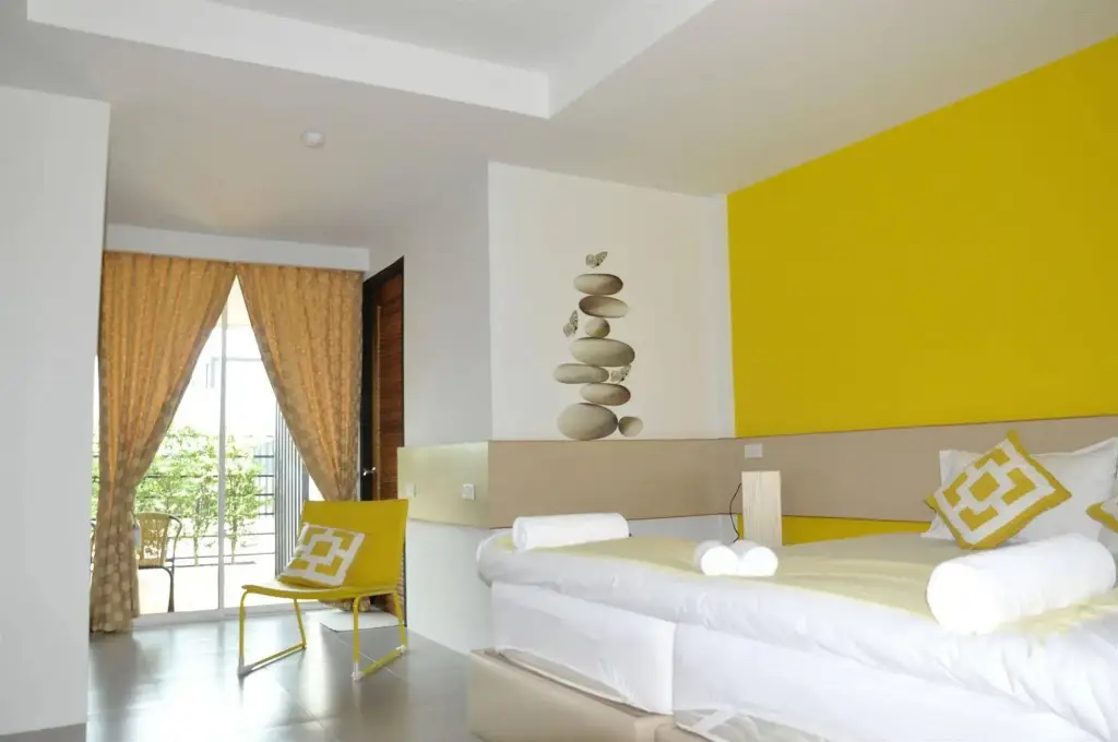 Чаам: Fun-D Hotel