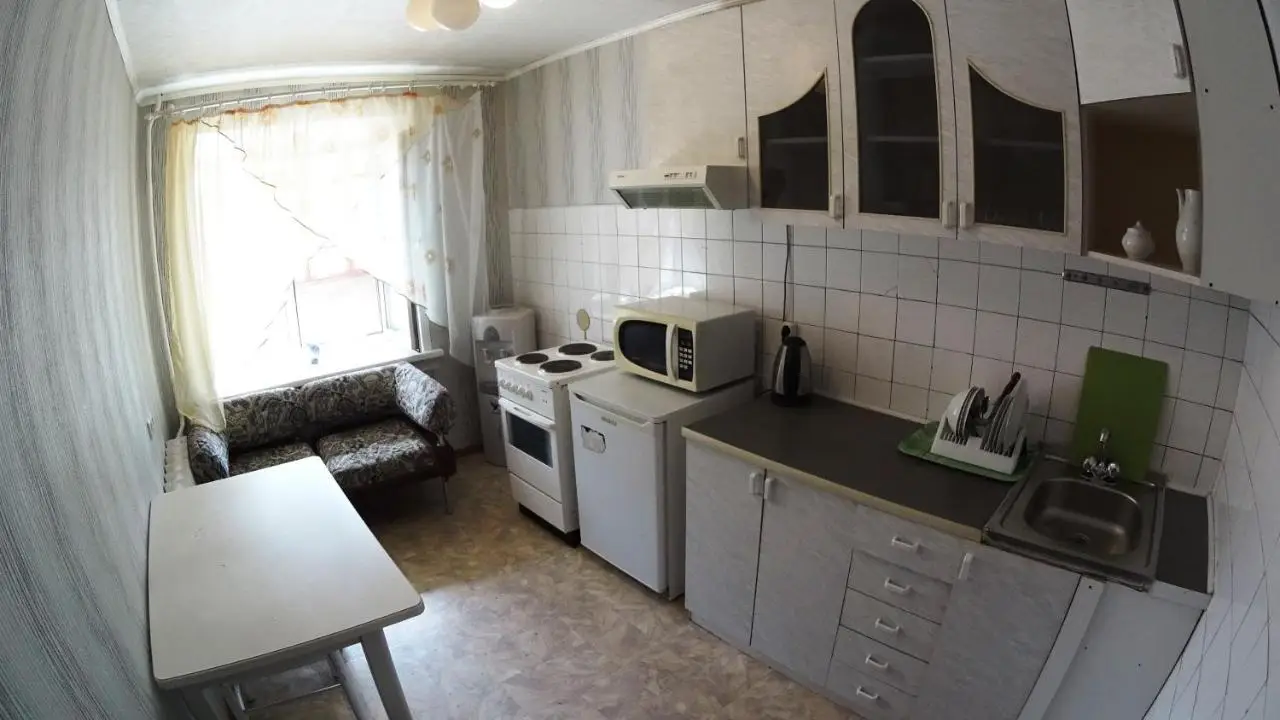 Новосибирск: Челюскинцев 14/1