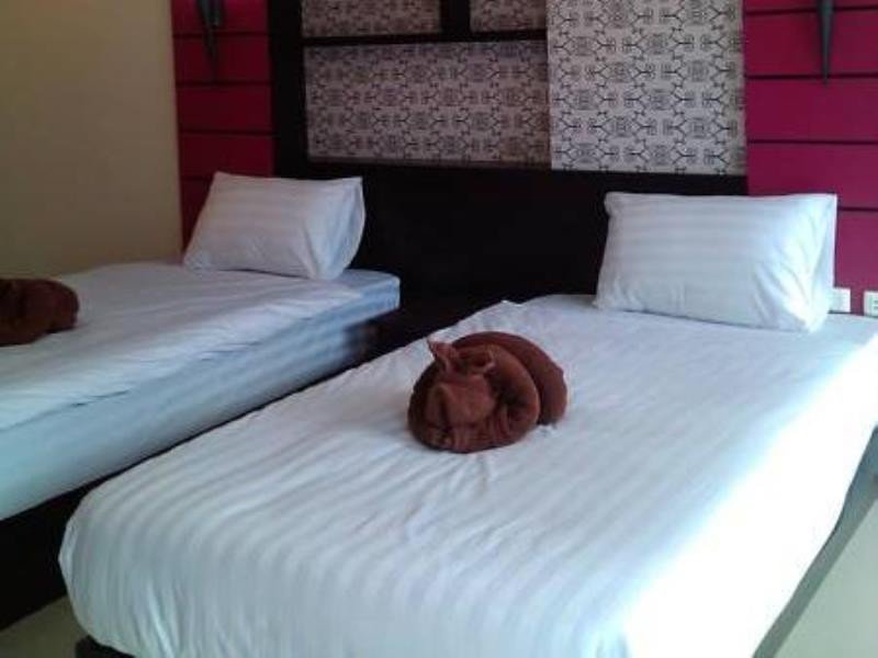 Кату: Ea-sy Condotel