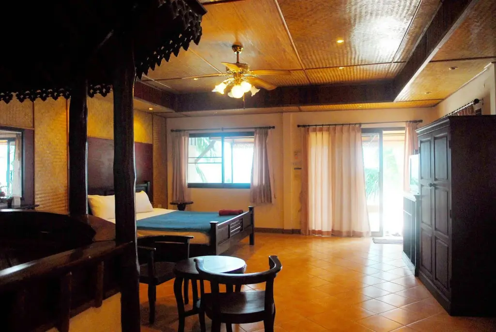 Самуи: Sukasem Bungalow