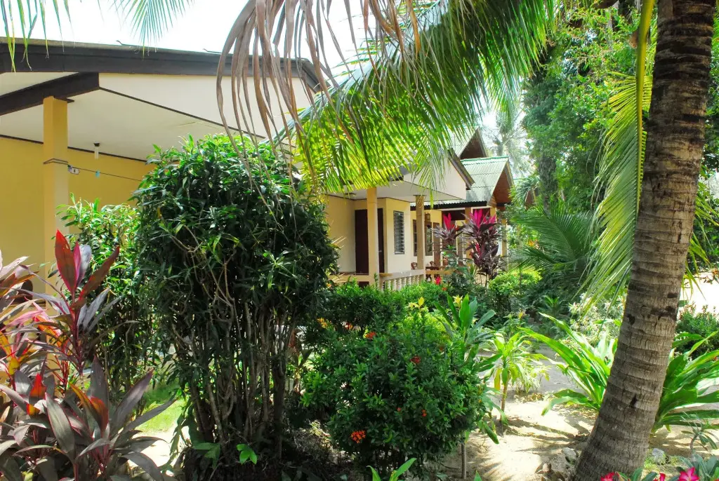 Самуи: Sukasem Bungalow