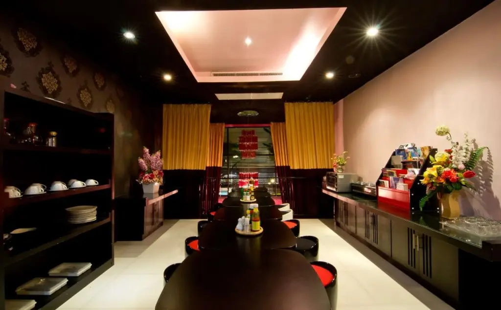 Бангкок: Glitz Bangkok