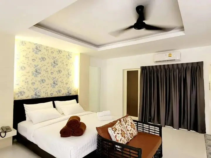 Пхукет: Surintra Resort