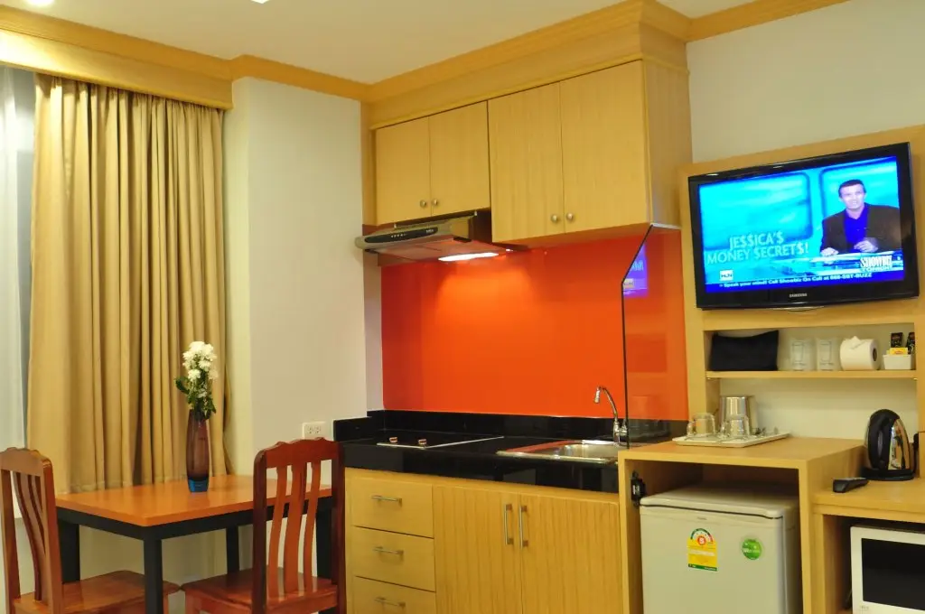 Кату: Green Harbor Hotel & Service Apartment