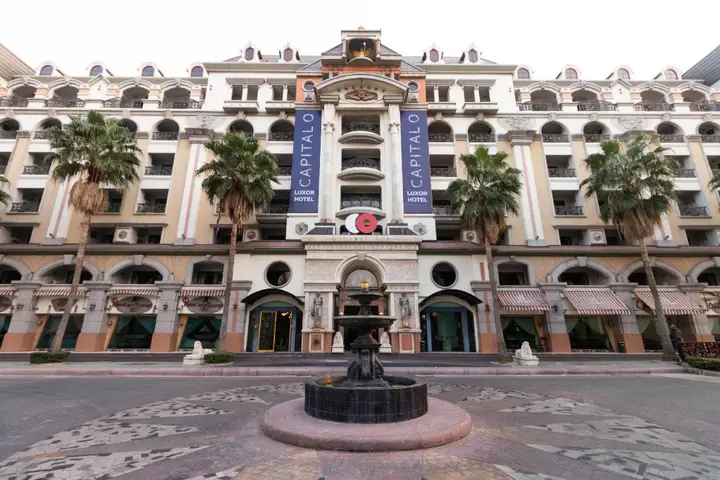 Паккрет: Отель Luxor Bangkok