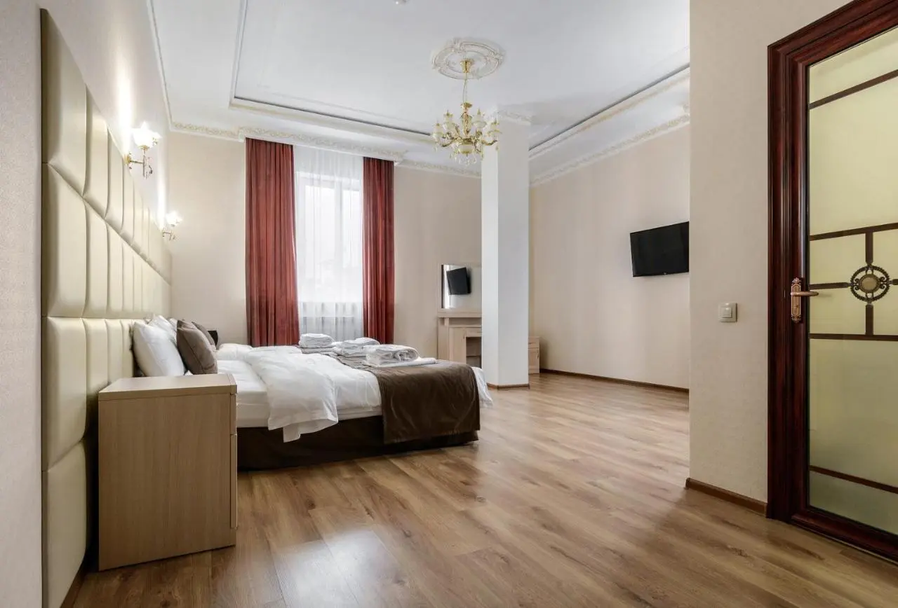 Новосибирск: Hotel Imperator