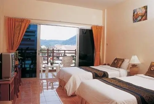 Кату: Thaweewong Guesthouse