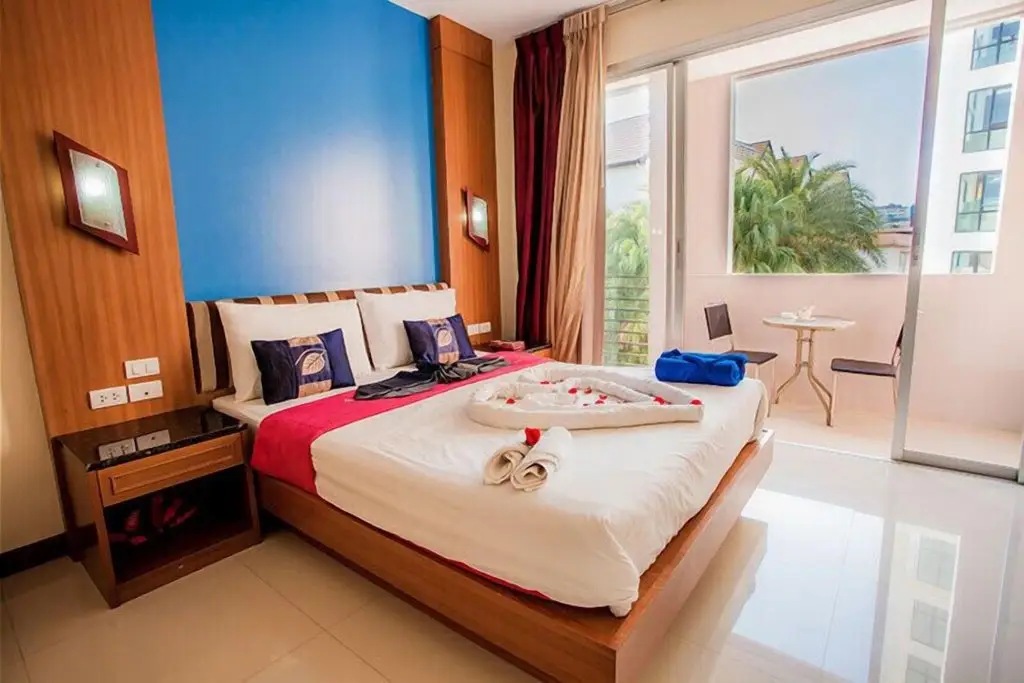 Муанг: Kata Blue Sea Resort