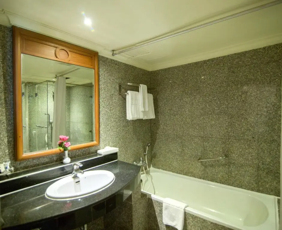 Бангкок: Royal Benja Hotel