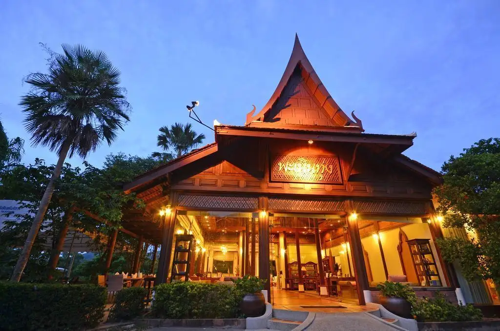Тха-Май-Руак: Petchvarin Resort and Spa