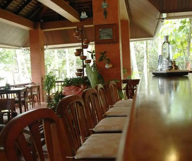 Муанг: Baan Mai Cottages & Restaurant