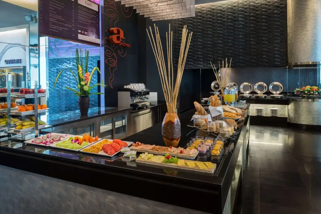 Бангкок: Radisson Suites Bangkok Sukhumvit