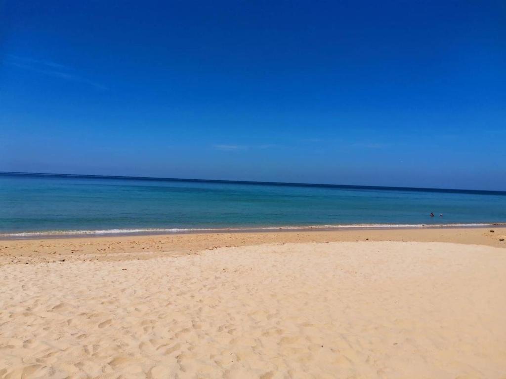 Тхаланг: Naithon Beach Mansion