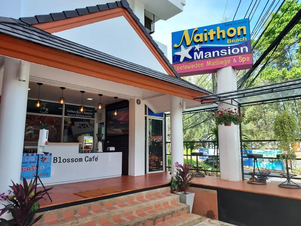 Тхаланг: Naithon Beach Mansion