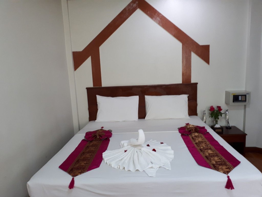 Пхукет: Patong SUB Inn
