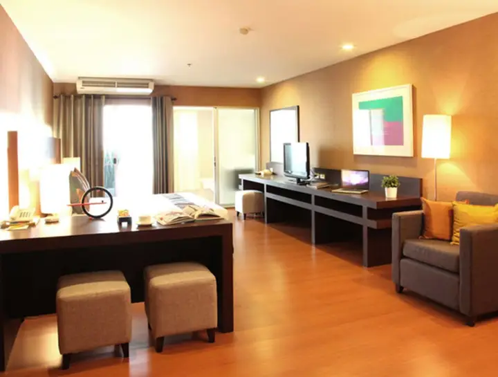 Бангкок: BU Place Hotel