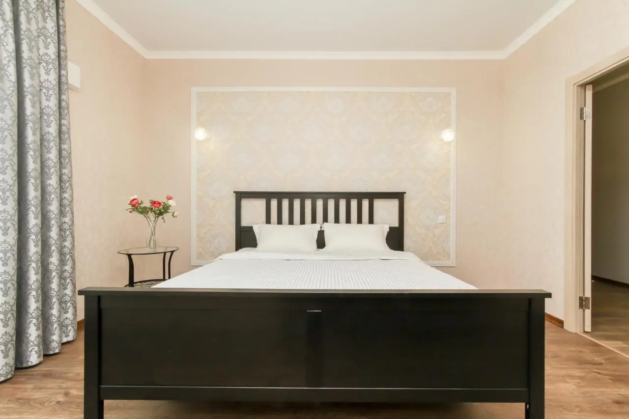 Новосибирск: Apartment on Kirova 32