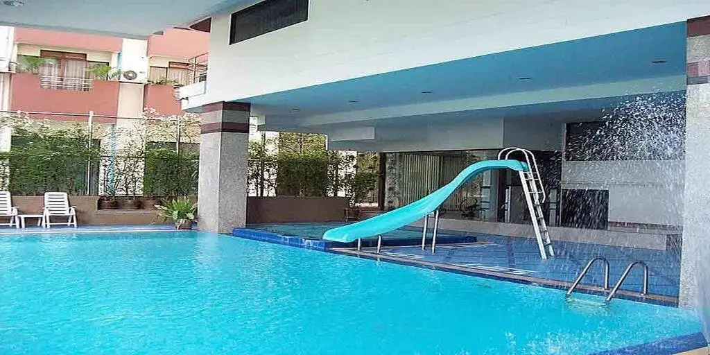 Бангкок: M G Mansion