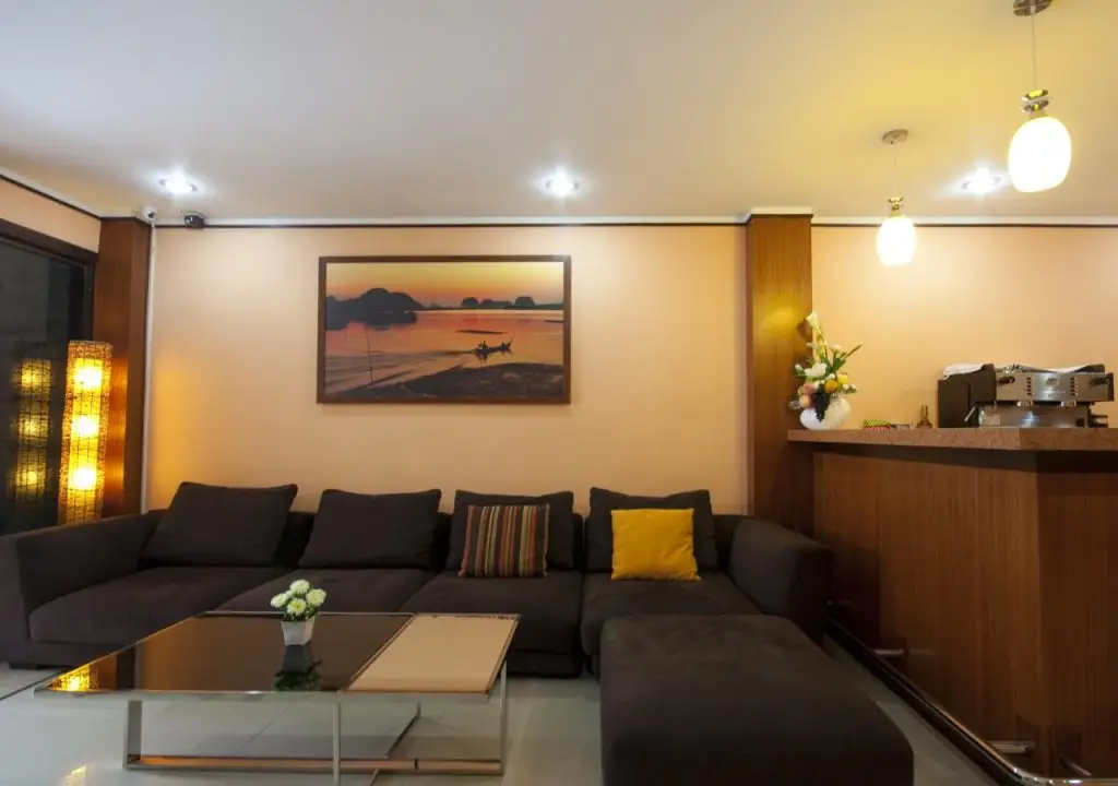 Кату: Sun Beach House
