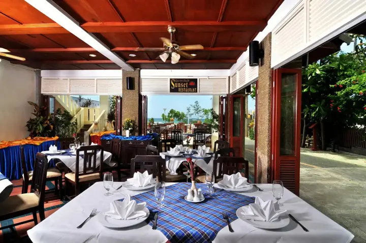 Пхукет: Karon Princess Hotel