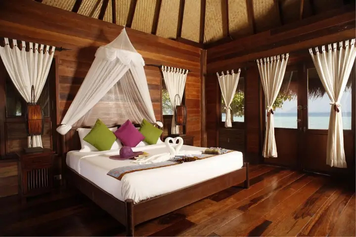 главный пляж: Thapwarin Resort-Green Hotel