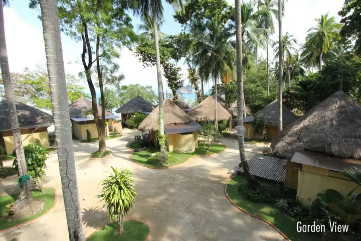 главный пляж: Thapwarin Resort-Green Hotel