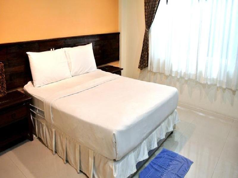 Самуи: Lek City Hotel