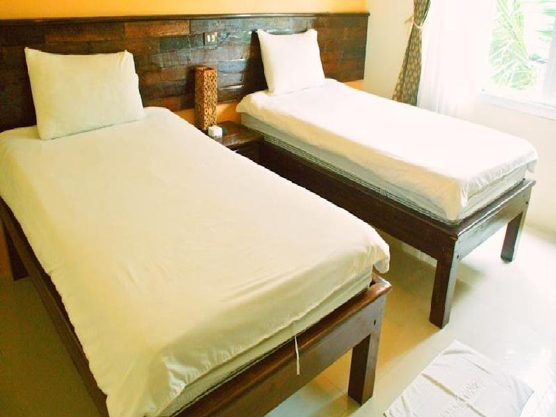 Самуи: Lek City Hotel