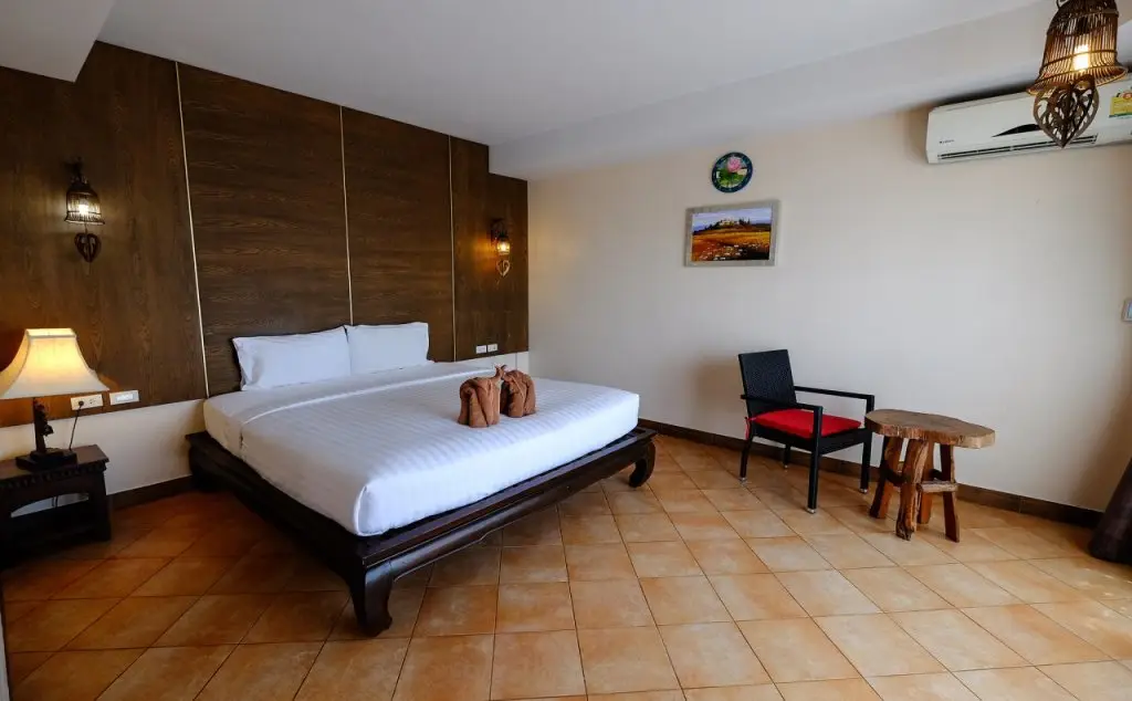 Паттайя: The Red Balcony Inn