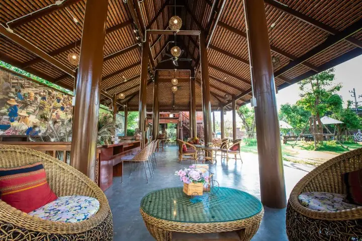 Дамноен Садуак: Maikaew Damnoen Resort