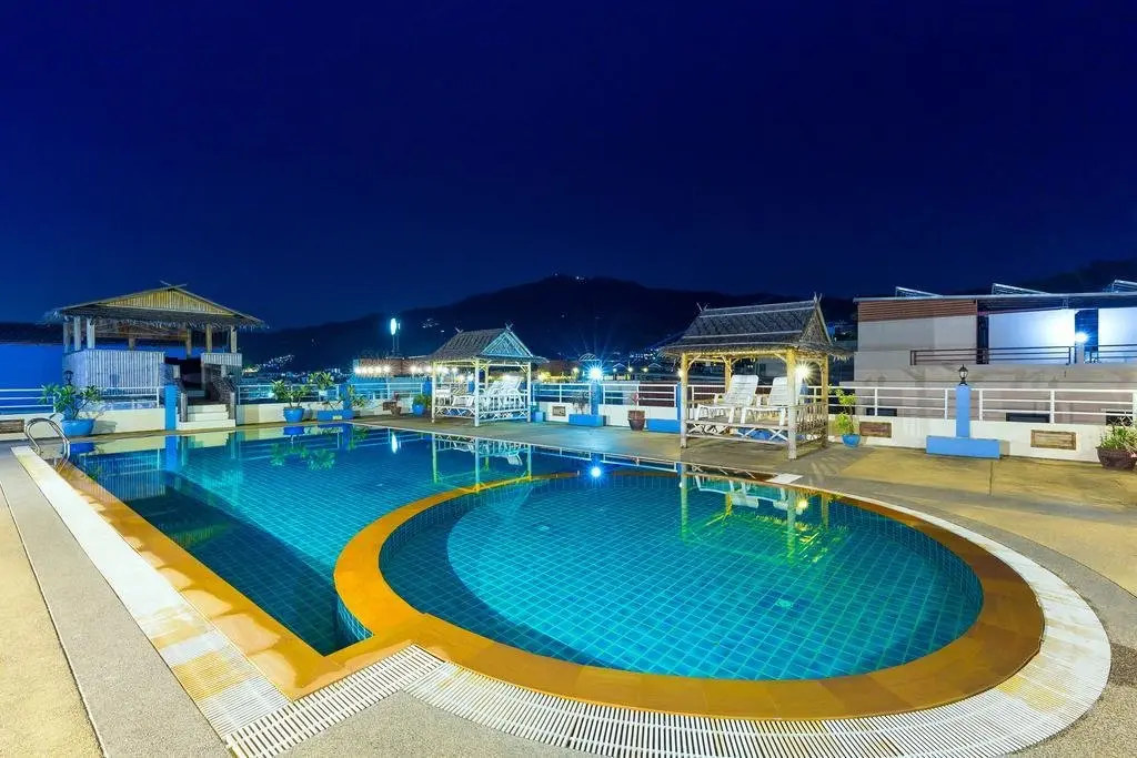 Пхукет: Issara Patong Beach