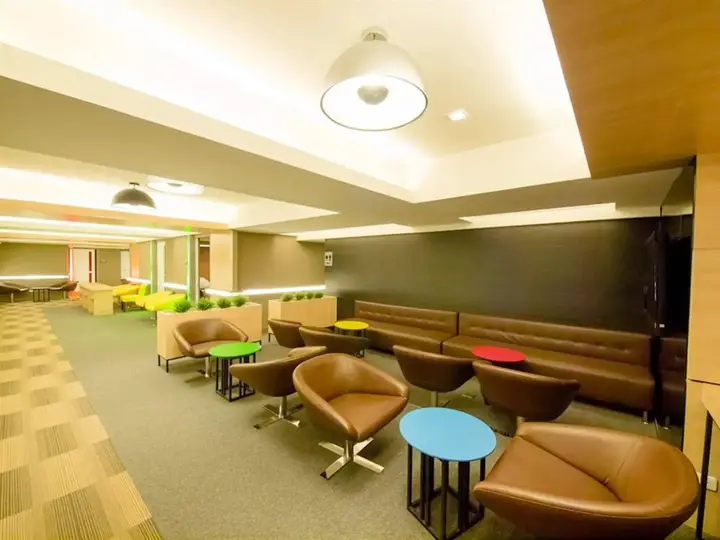 Бангкок: Myhotel CMYK Ratchada