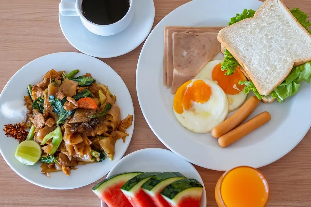 Муанг: Ratana Hotel Chalong