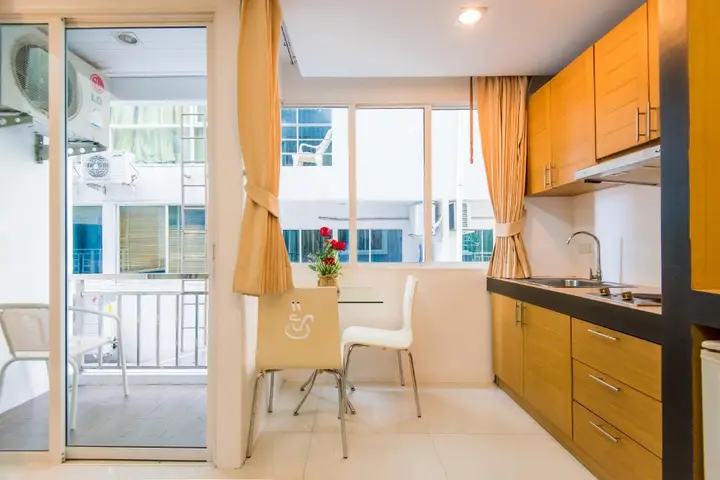Кату: Hallo Patong Hotel & Restaurant