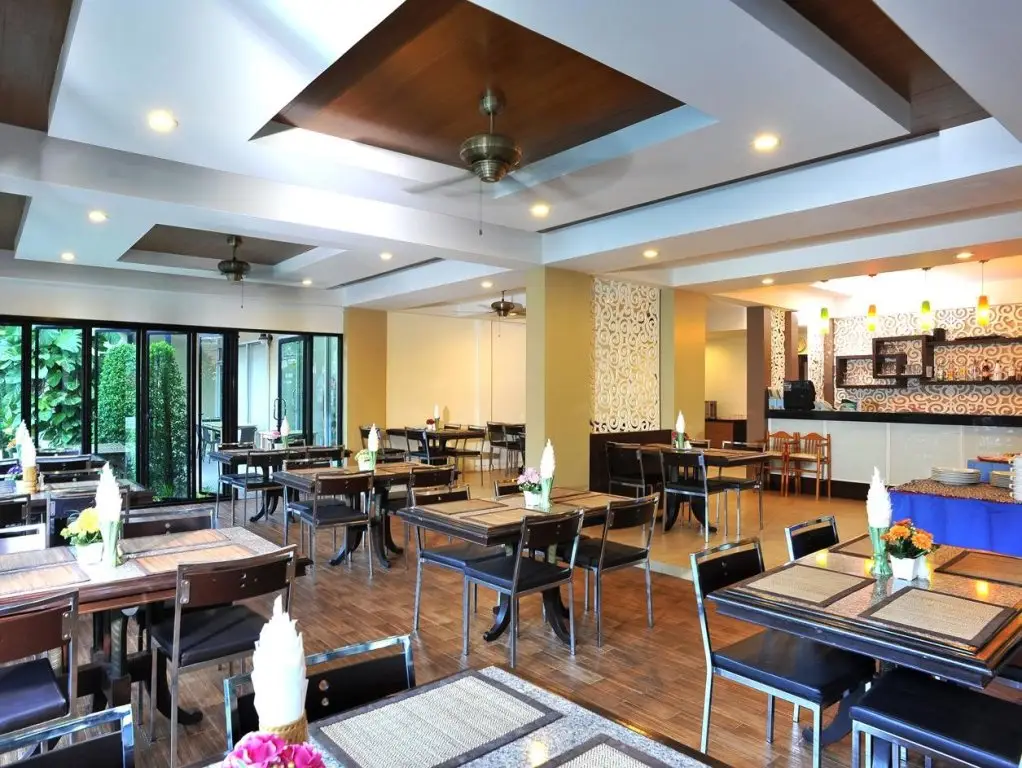 Пхукет: Baan Karon Resort