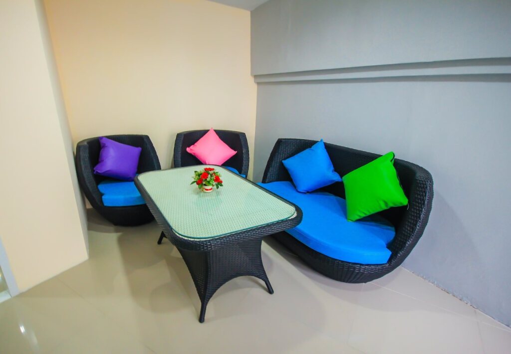 Бангламунг: Capital O 998 The Magnolias Pattaya Boutique Resort