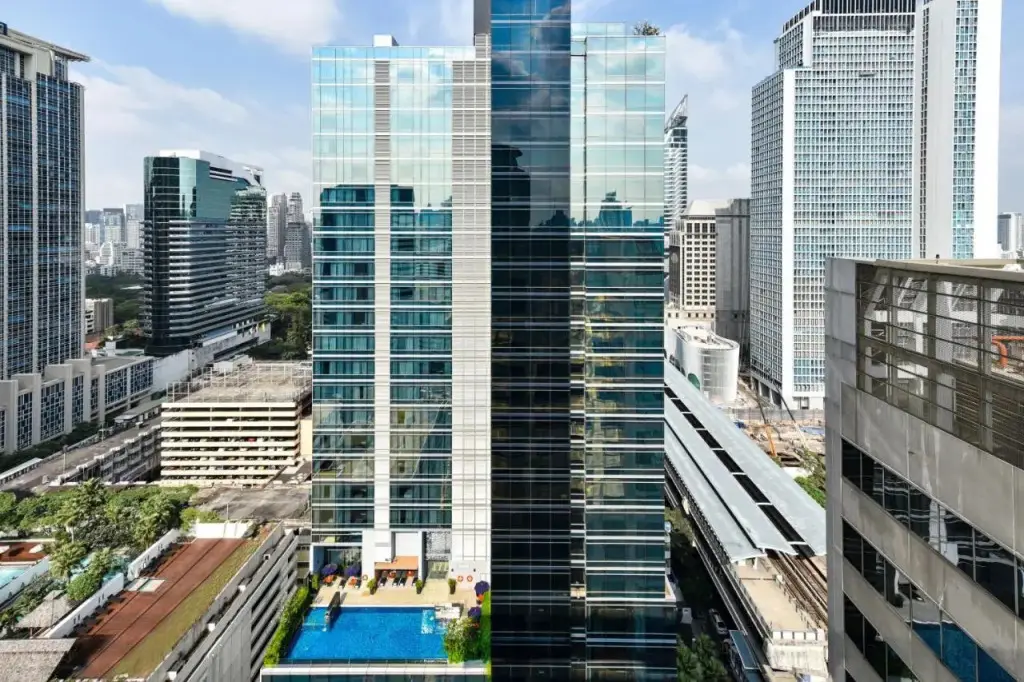 Four Points by Sheraton Bangkok Ploenchit — фото 1