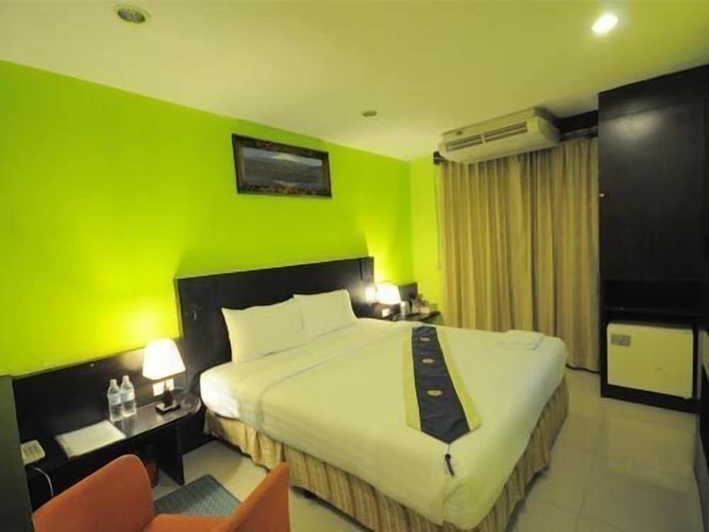 Паттайя: Central Place Hotel
