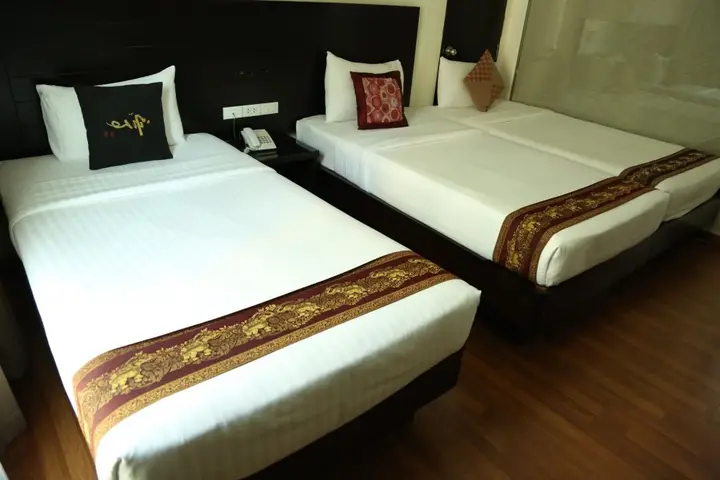 Бангкок: Boss Suites Nana Hotel