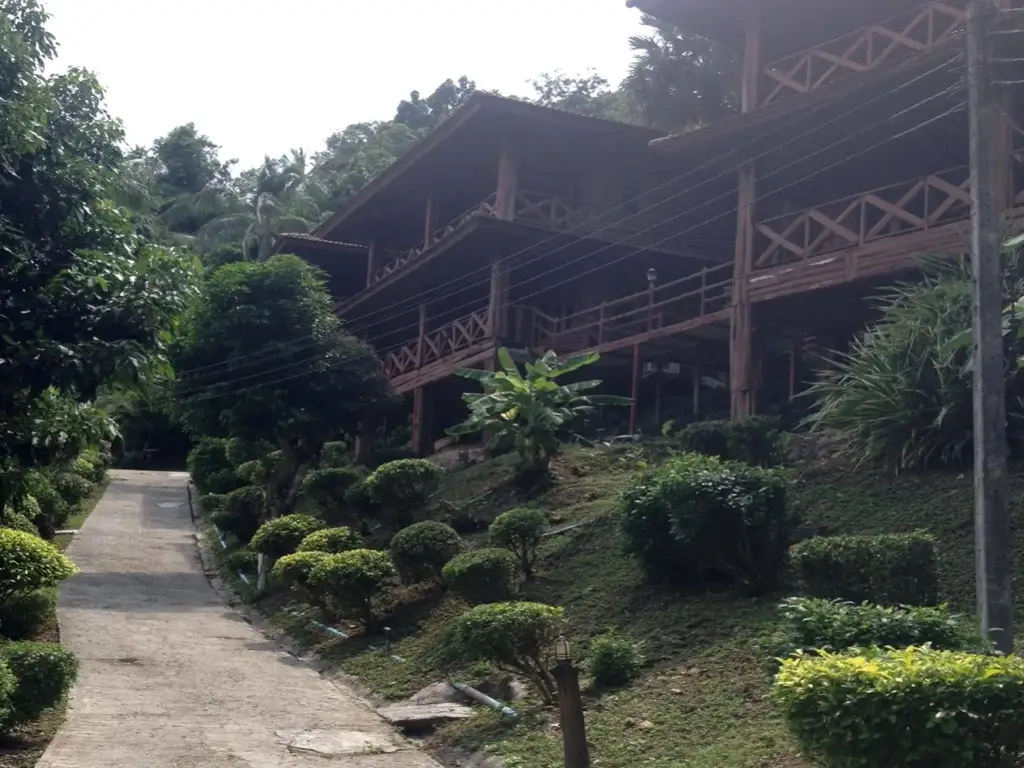 главный пляж: Koh Ngai Resort