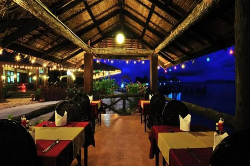 главный пляж: Koh Ngai Resort