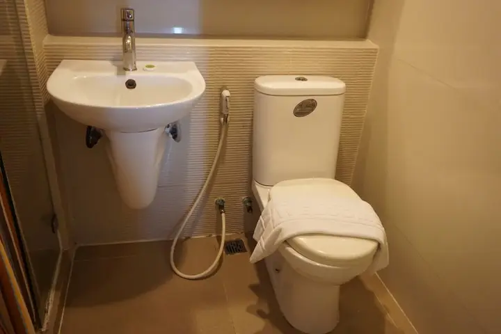 Бангкок: Seasons Boutique Hotel