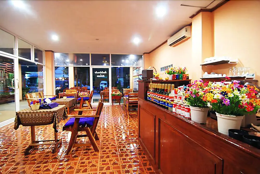 Ланта: Pada Hotel
